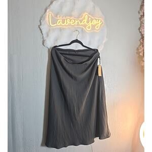 NWT Halogen Plus XL Skirt Gray Business Casual Office Fall Winter Midi Swing